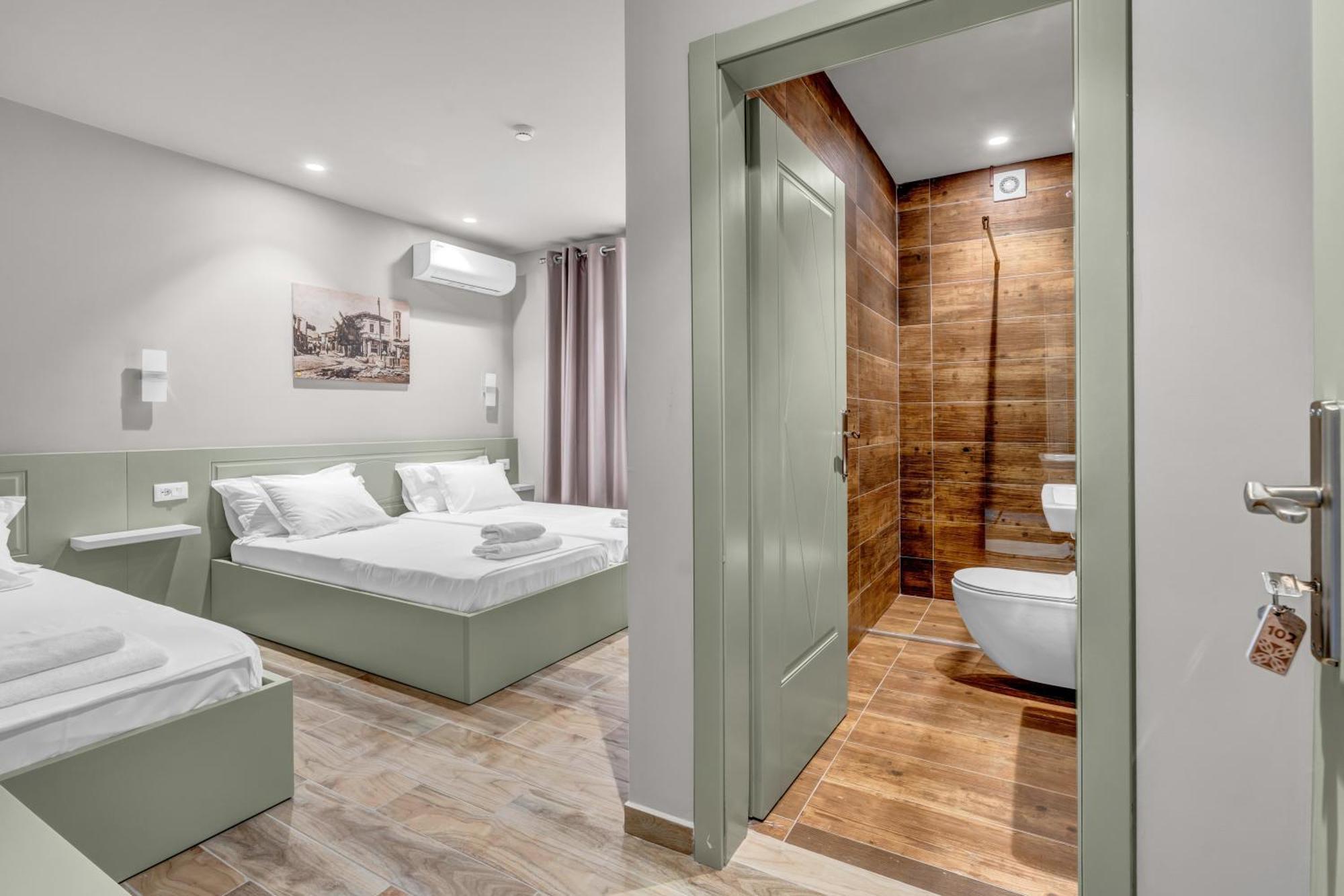Villa Zoi A Stay To Remember I Located Inside The Castle Of Elbasan, On A Historic Roman Road Via Egnatia I Homemade Breakfast Eksteriør billede